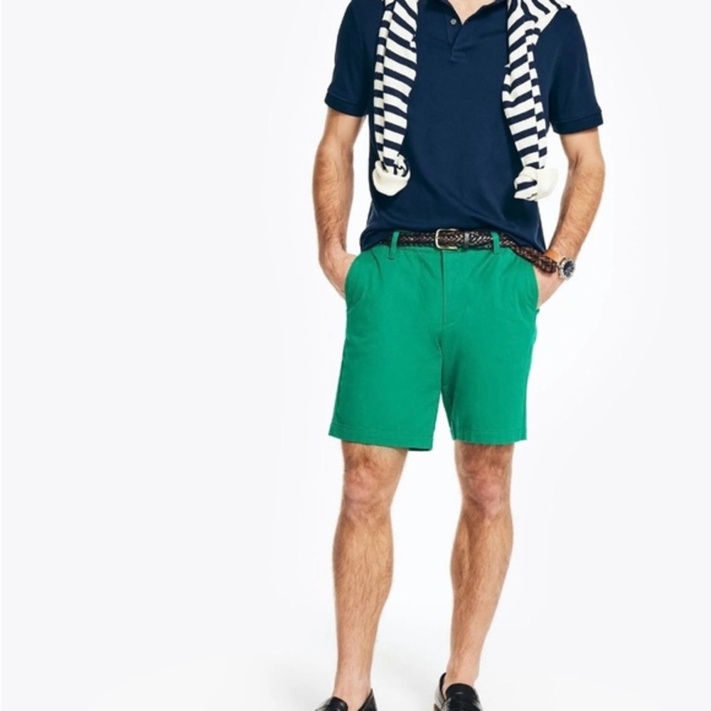 Nautica Men's Green Flat Front Shorts